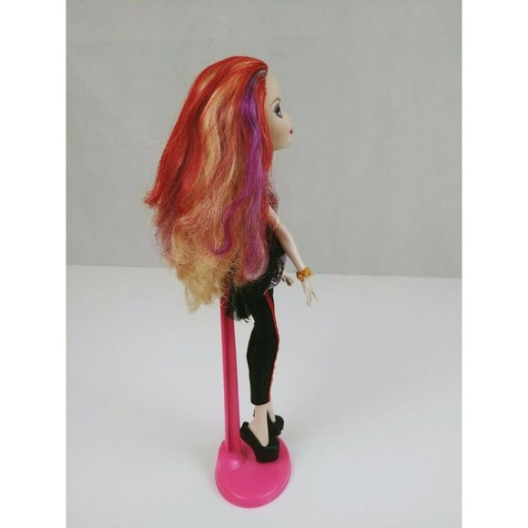 Ever After High 10.5" Doll Apple White School Pep Rally - Picture 2 of 6